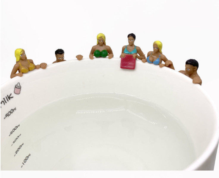 OEM angepasste 3D neue Cartoon Cup Dekoration Puppe Mikro Landschaftscup Hängende Spielzeugfigur