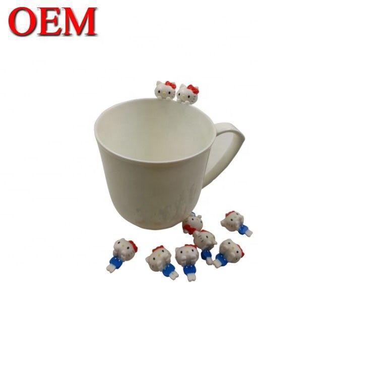 Custom-Figur-Spielzeughersteller OEM Custom-Kitty-Katte Mini-Cup Cartoon-Figur-Spielzeug