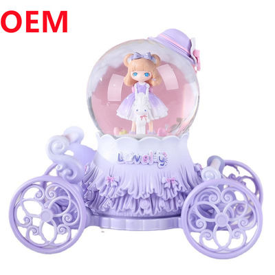 Custom Polyresin Prinzessin Licht Wasserkugel Prinzessin Schneekugel mit Musikbox